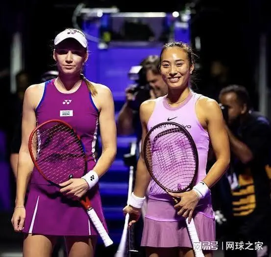 郑钦文与莱巴金娜将在墨尔本进行澳网表演赛备战新赛季