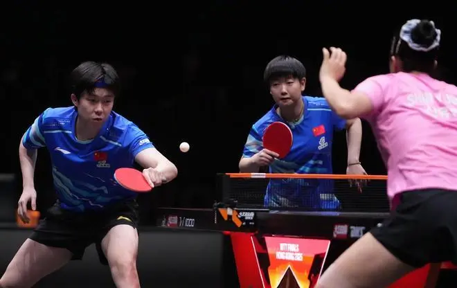 孙颖莎带伤坚持完成混双决赛展现体育精神 最终获得亚军